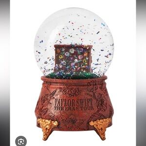 Taylor Swift The Eras Tour Floral Snow Globe
